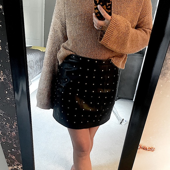 Zara Faux Leather Studded Mini Skirt - Picture 2 of 5